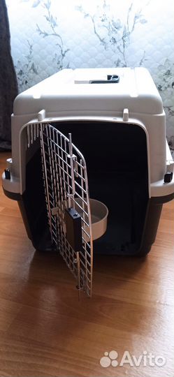 Переноска для собак и кошек