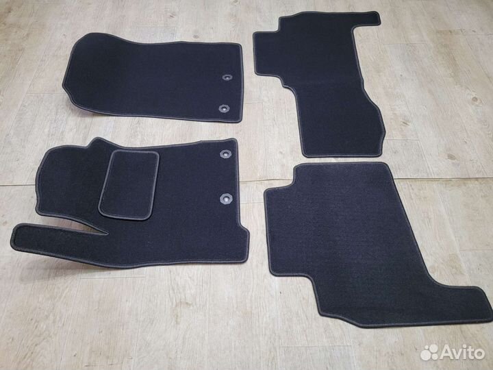 Коврики в салон Toyota Land Cruiser 200 (Lux)