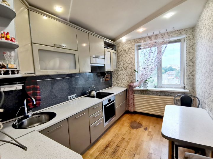 3-к. квартира, 65,6 м², 12/12 эт.