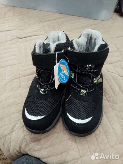 Ботинки для мальчика разм 29 новые