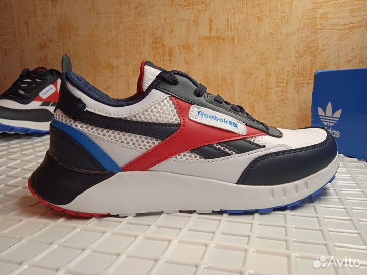 Кроссовки reebok