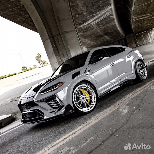 Кованые диски R22 GT Forged на Porsche Cayenne R22