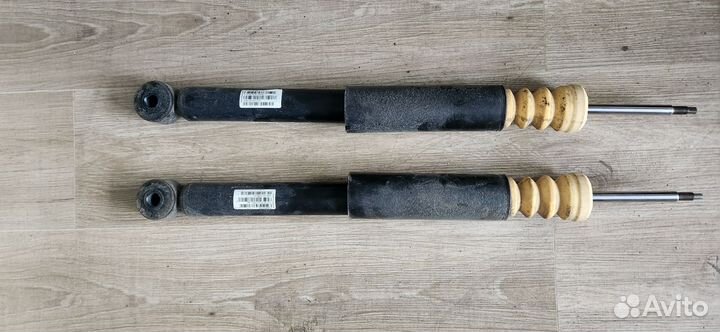 Задний амортизатор на LADA Vesta SW Cross