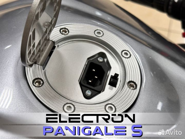 Электромотоцикл Panigale S