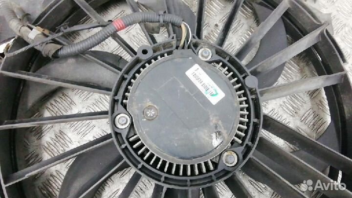 Вентилятор радиатора Jaguar XF