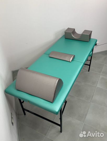 Массажный стол