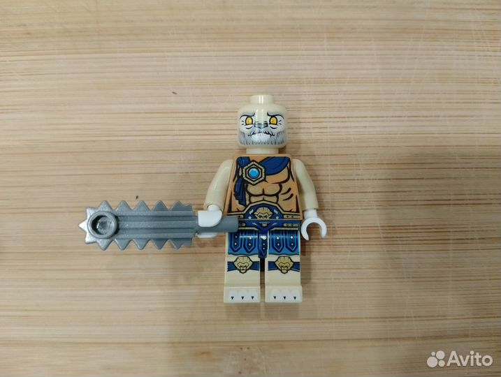 Фигурка Лего