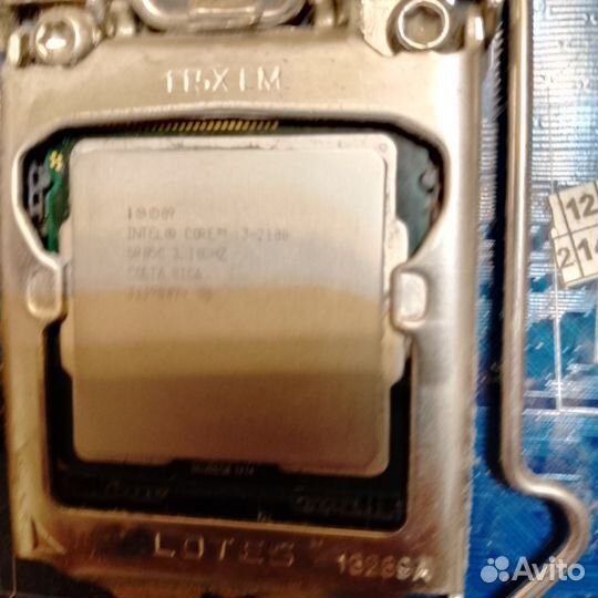 Материнская плата