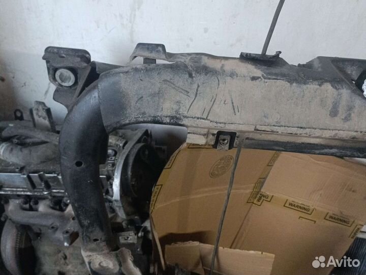 Подрамник передний Land Rover Freelander 2 2.2d