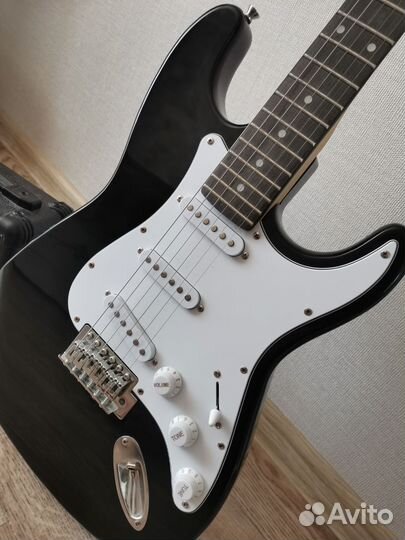 Электрогитара с комбиком