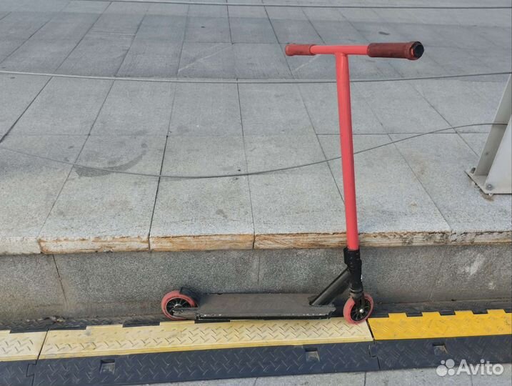 Трюковой самокат