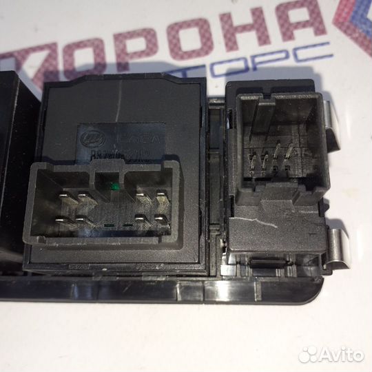 Блок кнопок панели приборов lifan X60