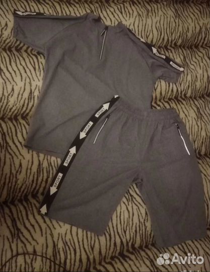 Спортивный костюм мужской новый