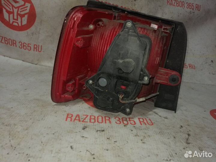 Фонарь задний правый Volkswagen Touran 1T CAV 2012