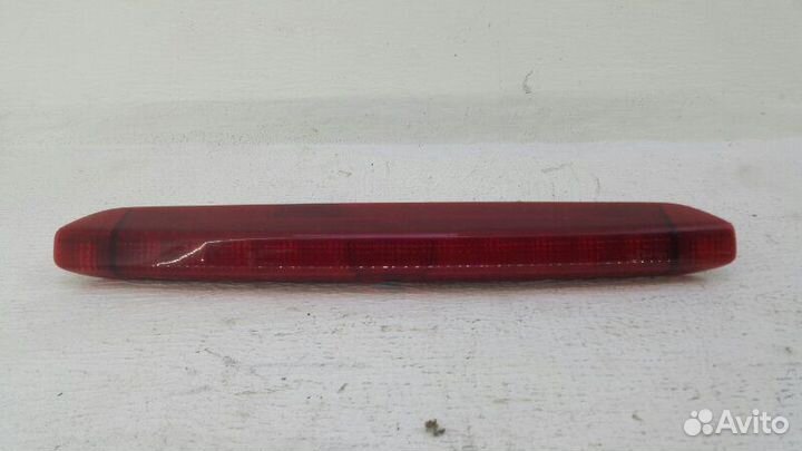 Дополнительный фонарь (Стоп-сигнал) задний Nissan