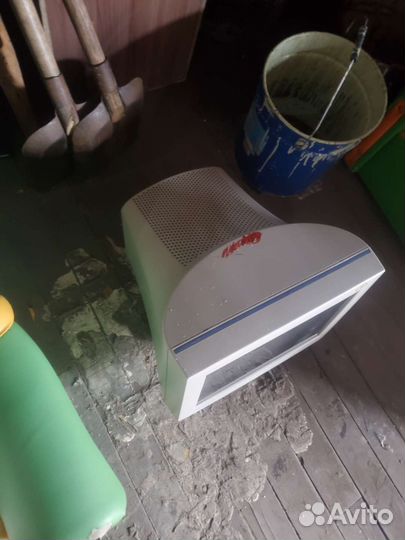 Монитор Samsung