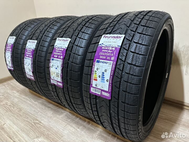 Tourador Winter Pro Max 255/35 R19 99V