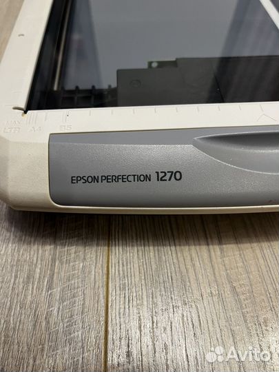 Сканер Epson Perfection 1270