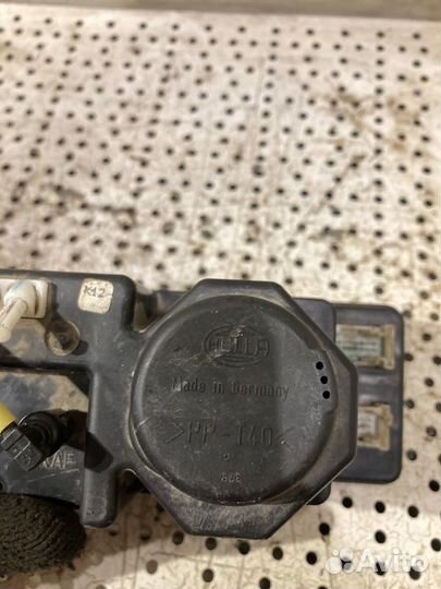 Компрессор центрального замка Mercedes-Benz W210