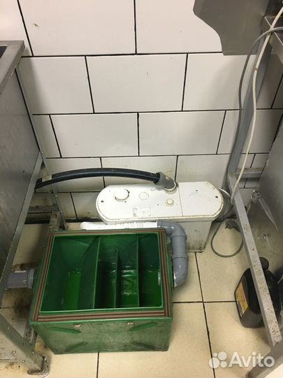 Откачка, чистка жироуловителя