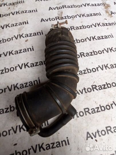 Патрубок воздушного фильтра Mitsubishi Lancer 10