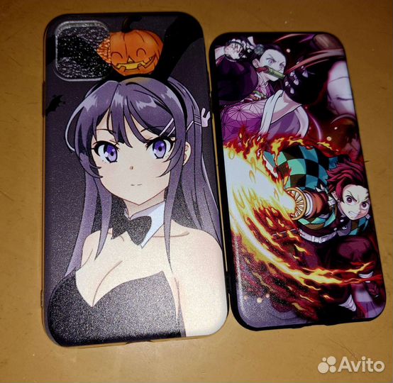 Чехлы на телефон