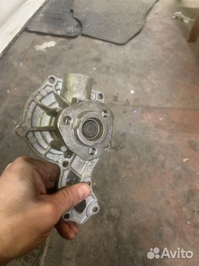 Водяная помпа ауди