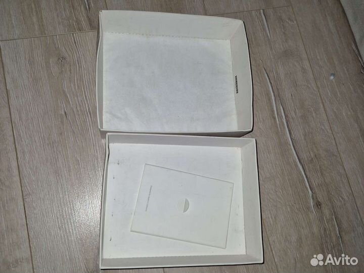 iPad 1 упаковка