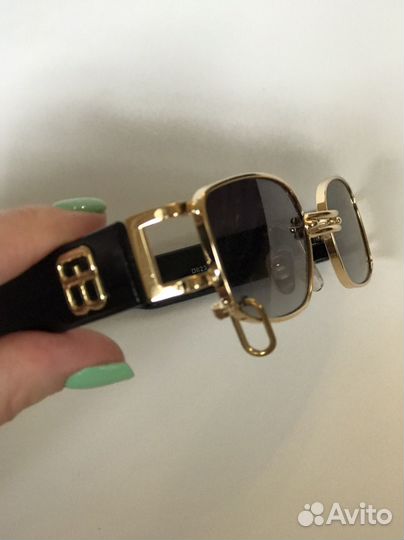 Солнцезащитные очки