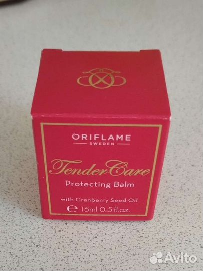 Смягчающий бальзам для губ Oriflame