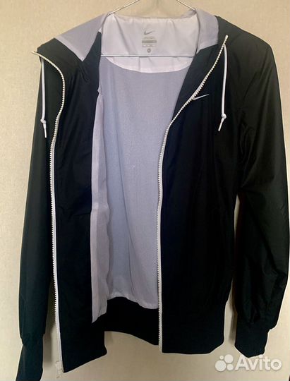 Ветровка спортивная женская