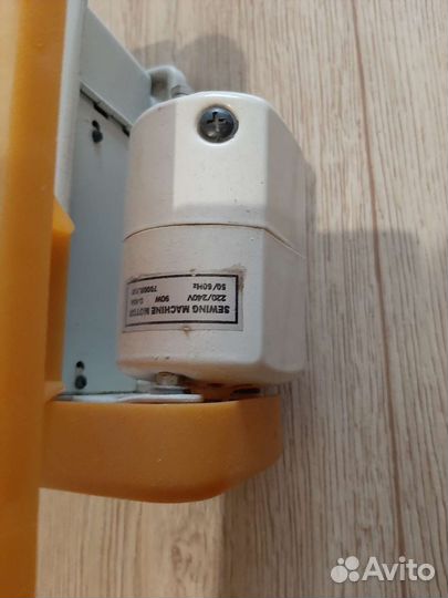 Оверлок бытовой бу