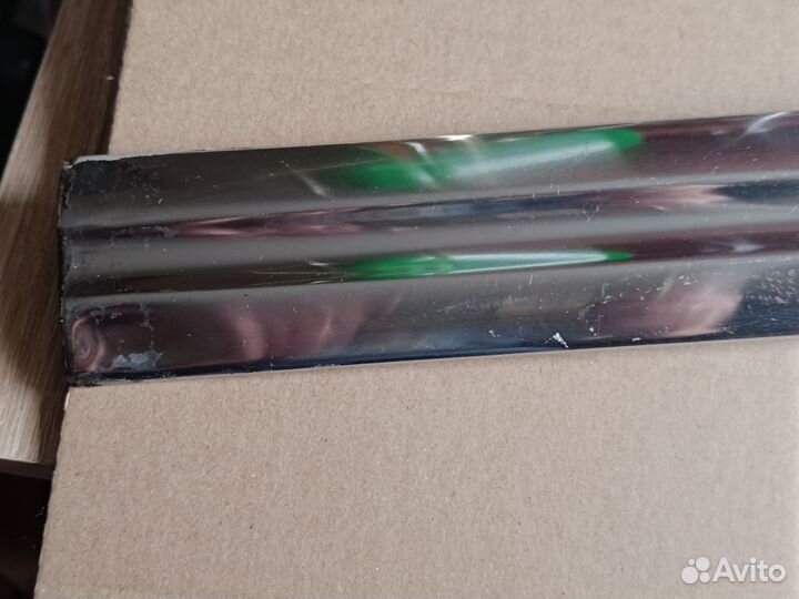 Молдинг водительской двери Волга газ 21