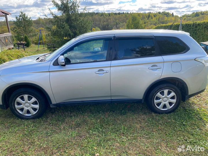 Mitsubishi Outlander 2.0 CVT, 2014, 253 000 км