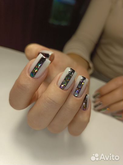 Маникюр и педикюр