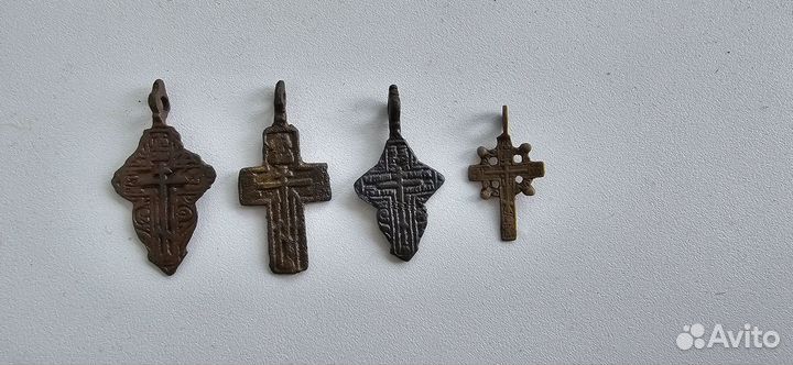 Старинные крестики