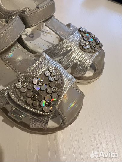 Сандалии для девочки 23 размер