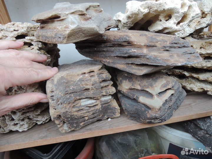 Камни для декора аквариума, большие