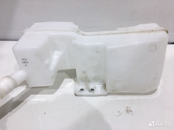 Бачок омывателя Volkswagen Caddy 4 2011