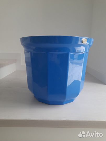 Кашпо напольное синее, диаметр 40 см