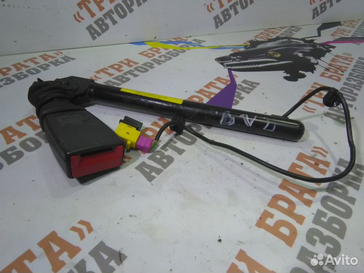 Опель Вектра замок ремня безопасности