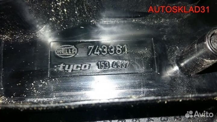 Блок предохранителей Opel Astra H 1534937