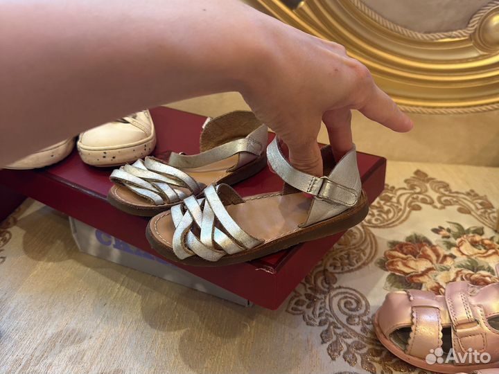 Сандали на девочку