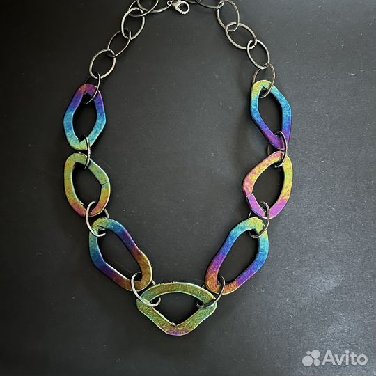 Колье -цепь из цветного стекла