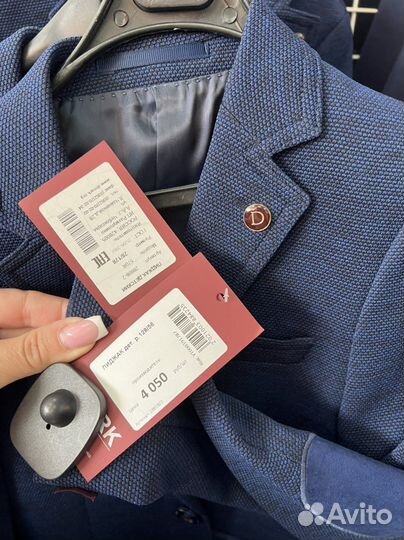 Пиджак р.128 для мальчика+ рубашка