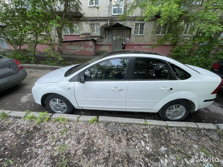 Ford Focus 1.6 МТ, 2005, 206 000 км