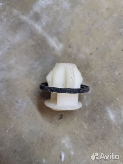 Мерседес клипса крепления Порога Mercedes-Benz