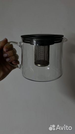 Посуда: чайники и кружки