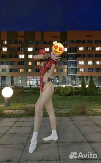 Купальник для художественной гимнастики