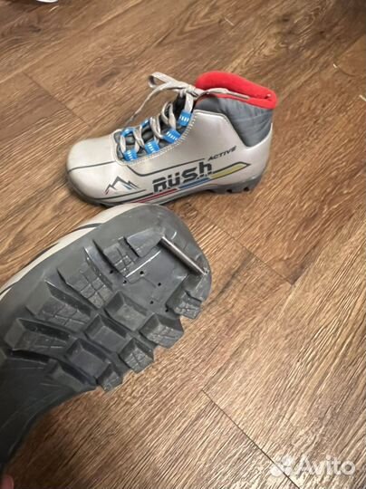 Лыжные ботинки 32 р-р